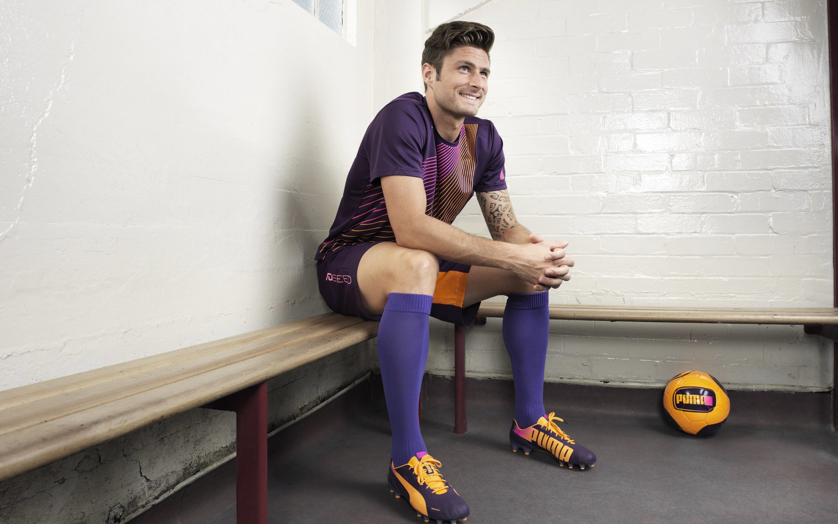 史诗王朝:长青像皇马、巴萨的黄金时代,巴萨和皇马的传奇赛