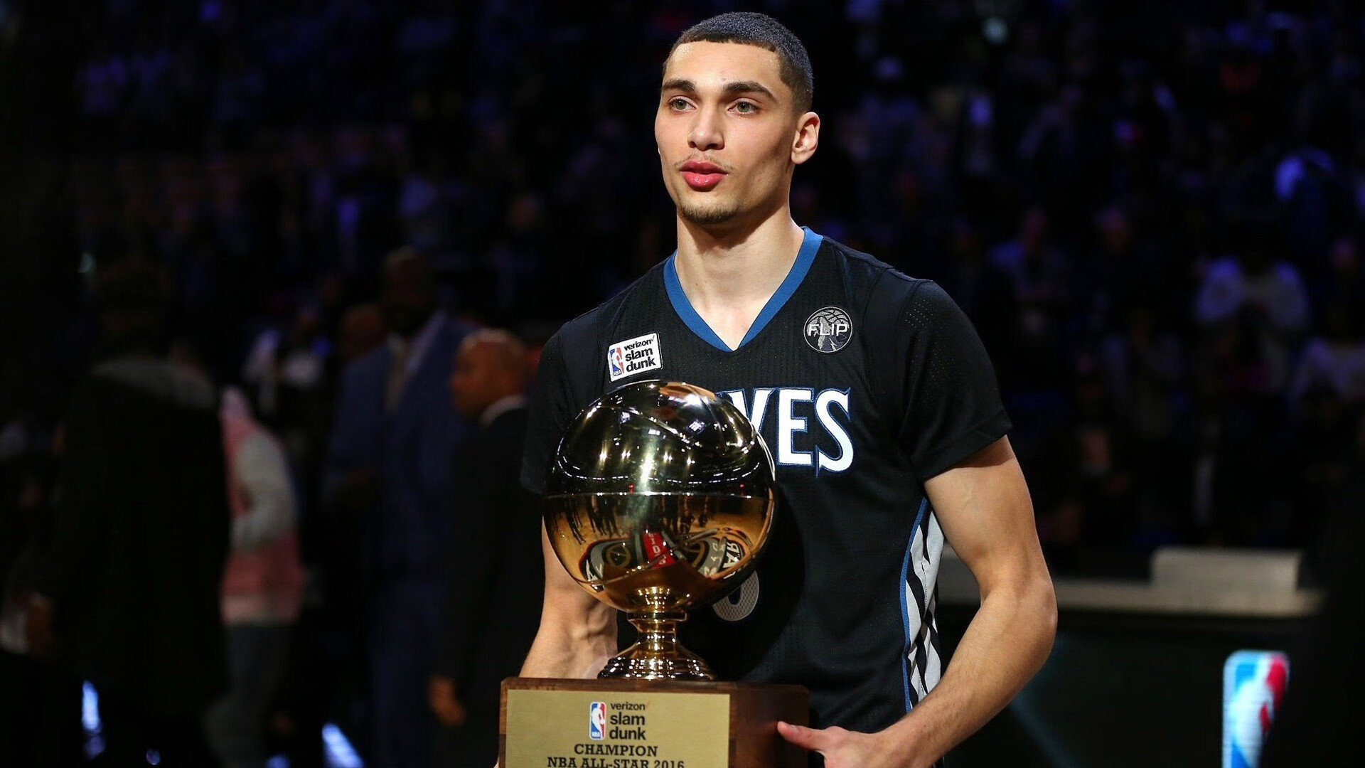 后备实力主要来自国内冠军俱乐部 Staouéli FT，冠军后卫